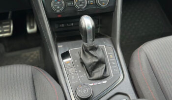 VOLKSWAGEN Tiguan  | 4×4 (stały) | Automatyczna | 150 KM | Czarny full