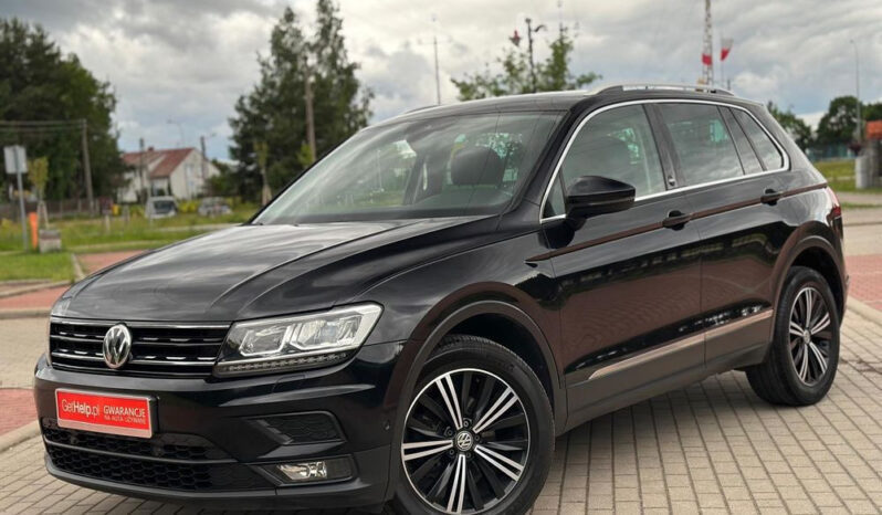 VOLKSWAGEN Tiguan  | 4×4 (stały) | Automatyczna | 150 KM | Czarny full