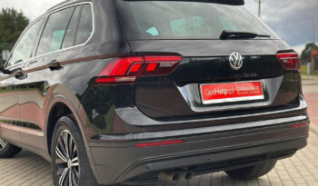 VOLKSWAGEN Tiguan  | 4×4 (stały) | Automatyczna | 150 KM | Czarny full