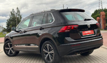 VOLKSWAGEN Tiguan  | 4×4 (stały) | Automatyczna | 150 KM | Czarny full