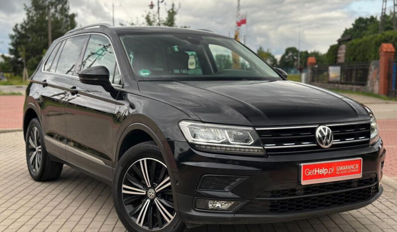 VOLKSWAGEN Tiguan  | 4×4 (stały) | Automatyczna | 150 KM | Czarny full