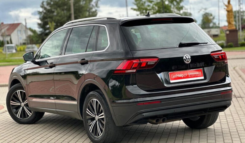 VOLKSWAGEN Tiguan  | 4×4 (stały) | Automatyczna | 150 KM | Czarny full