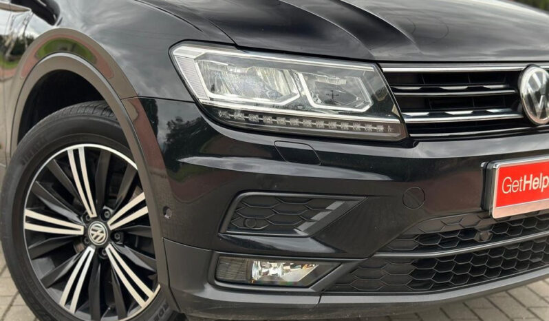 VOLKSWAGEN Tiguan  | 4×4 (stały) | Automatyczna | 150 KM | Czarny full