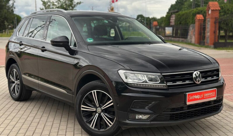VOLKSWAGEN Tiguan  | 4×4 (stały) | Automatyczna | 150 KM | Czarny full