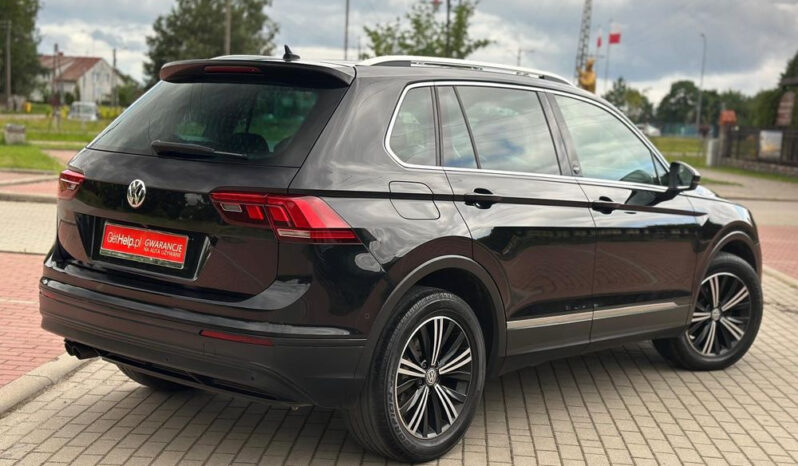 VOLKSWAGEN Tiguan  | 4×4 (stały) | Automatyczna | 150 KM | Czarny full