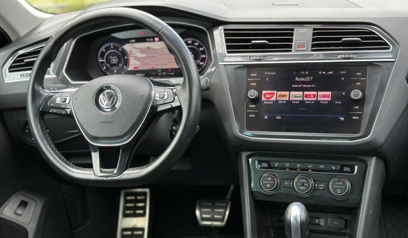 VOLKSWAGEN Tiguan  | 4×4 (stały) | Automatyczna | 150 KM | Czarny full