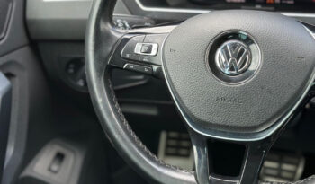 VOLKSWAGEN Tiguan  | 4×4 (stały) | Automatyczna | 150 KM | Czarny full