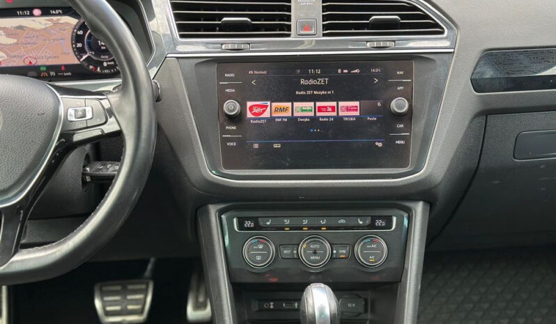 VOLKSWAGEN Tiguan  | 4×4 (stały) | Automatyczna | 150 KM | Czarny full