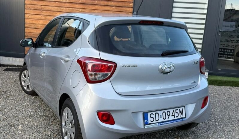 HYUNDAI i10  | FWD (przód) | Manualna | 87 KM | Srebrny full