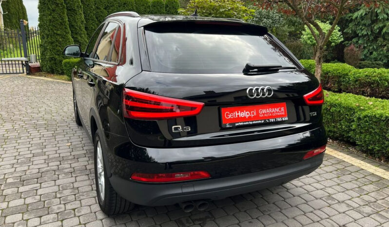 AUDI Q3  | FWD (przód) | Manualna | 140 KM | Czarny full
