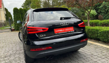 AUDI Q3  | FWD (przód) | Manualna | 140 KM | Czarny full