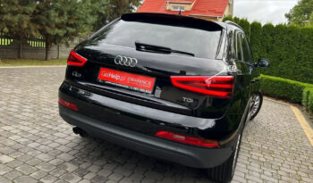 AUDI Q3  | FWD (przód) | Manualna | 140 KM | Czarny full