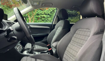 AUDI Q3  | FWD (przód) | Manualna | 140 KM | Czarny full