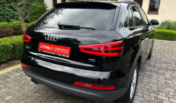 AUDI Q3  | FWD (przód) | Manualna | 140 KM | Czarny full