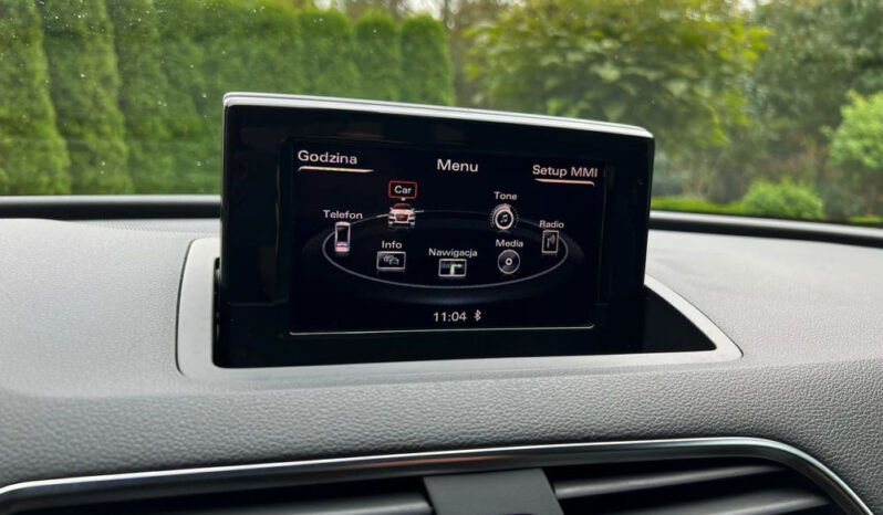 AUDI Q3  | FWD (przód) | Manualna | 140 KM | Czarny full