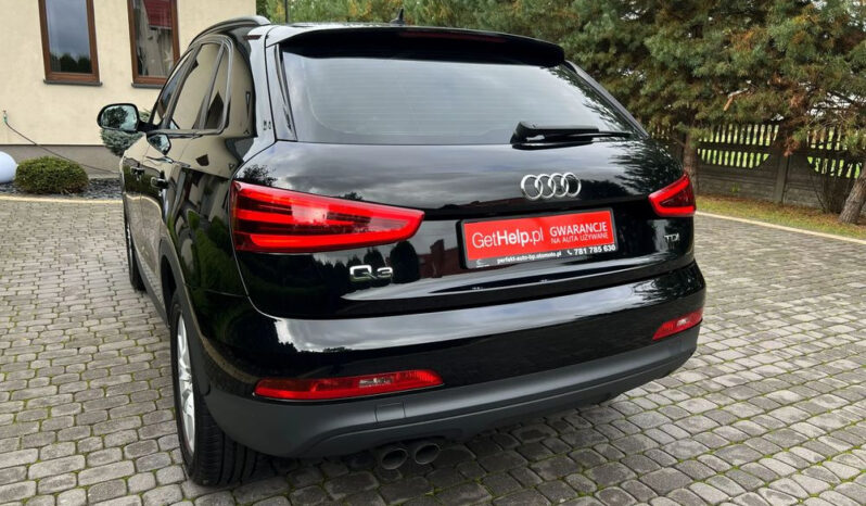 AUDI Q3  | FWD (przód) | Manualna | 140 KM | Czarny full