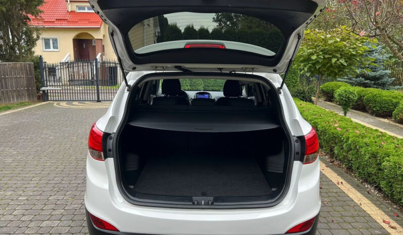HYUNDAI ix35  | FWD (przód) | Manualna | 135 KM | Biały full