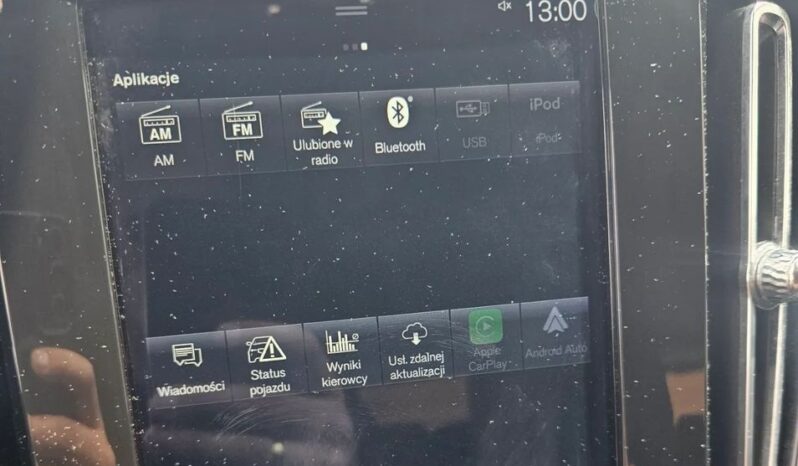 VOLVO XC 40 | FWD (przód) | Automatyczna | 149 KM | Czarny full