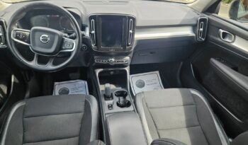 VOLVO XC 40 | FWD (przód) | Automatyczna | 149 KM | Czarny full