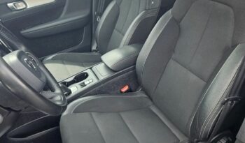 VOLVO XC 40 | FWD (przód) | Automatyczna | 149 KM | Czarny full