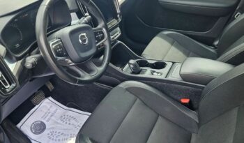 VOLVO XC 40 | FWD (przód) | Automatyczna | 149 KM | Czarny full