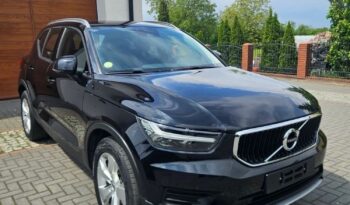 VOLVO XC 40 | FWD (przód) | Automatyczna | 149 KM | Czarny full
