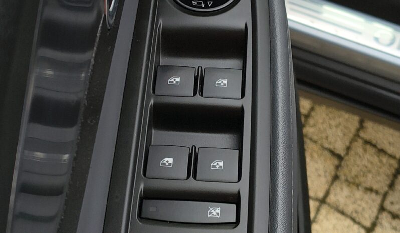 OPEL Mokka  | 4×4 (doł. automatycznie) | Manualna | 140 KM | Inny kolor full