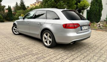 AUDI A4  | FWD (przód) | Automatyczna | 170 KM | Srebrny full