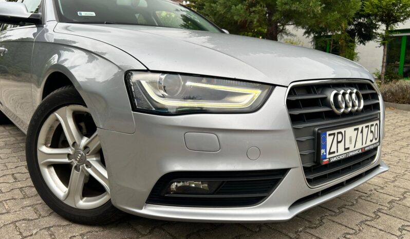 AUDI A4  | FWD (przód) | Automatyczna | 170 KM | Srebrny full