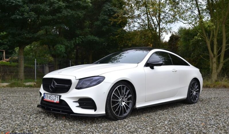 MERCEDES-BENZ Klasa E | RWD (tył) | Automatyczna | 245 KM | Biały full