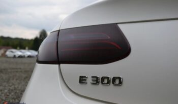 MERCEDES-BENZ Klasa E | RWD (tył) | Automatyczna | 245 KM | Biały full