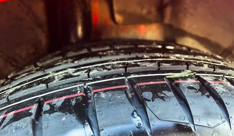 SKODA Superb  | FWD (przód) | Automatyczna | 150 KM | Czerwony full