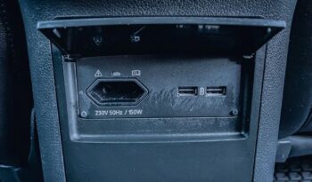 SKODA Superb  | FWD (przód) | Automatyczna | 150 KM | Czerwony full