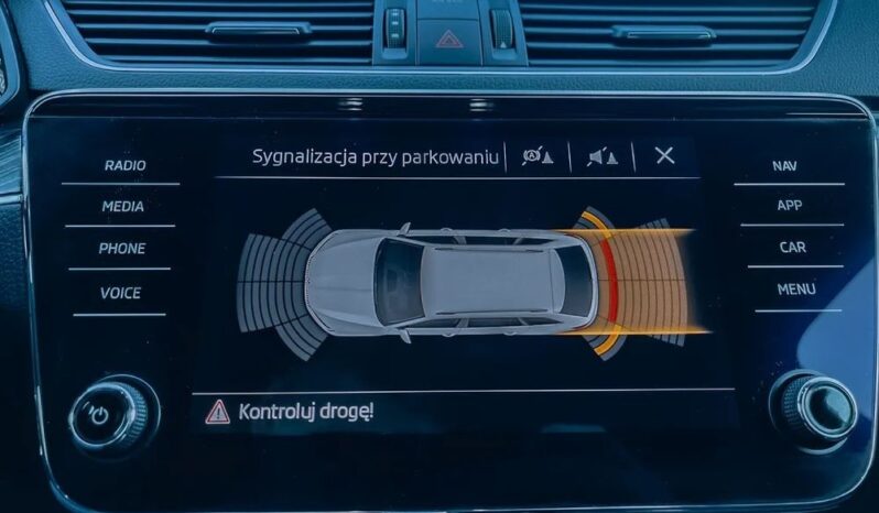 SKODA Superb  | FWD (przód) | Automatyczna | 150 KM | Czerwony full