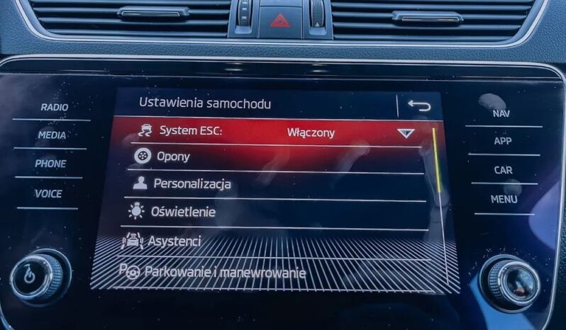 SKODA Superb  | FWD (przód) | Automatyczna | 150 KM | Czerwony full