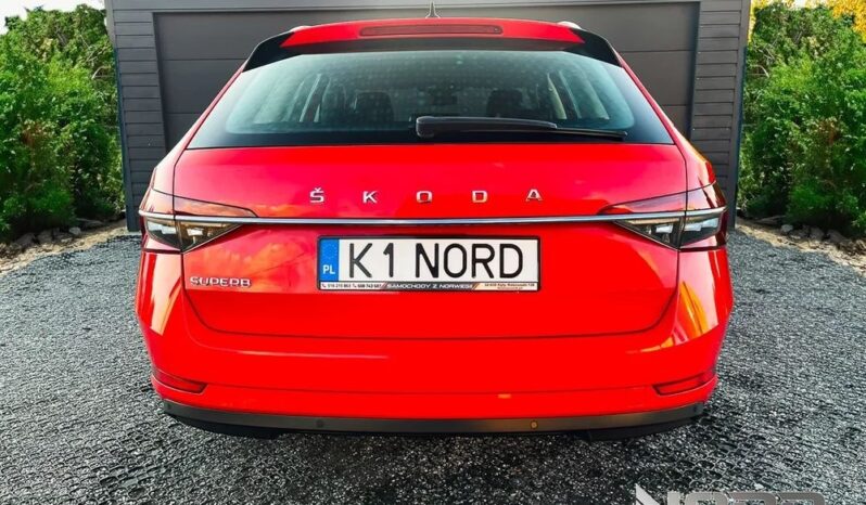 SKODA Superb  | FWD (przód) | Automatyczna | 150 KM | Czerwony full