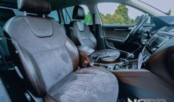 SKODA Octavia  | 4×4 (stały) | Automatyczna | 180 KM | Biały full