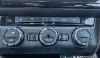 SKODA Octavia  | 4×4 (stały) | Automatyczna | 180 KM | Biały full