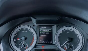 SKODA Octavia  | 4×4 (stały) | Automatyczna | 180 KM | Biały full
