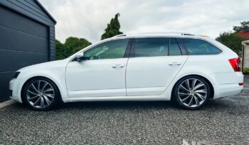SKODA Octavia  | 4×4 (stały) | Automatyczna | 180 KM | Biały full
