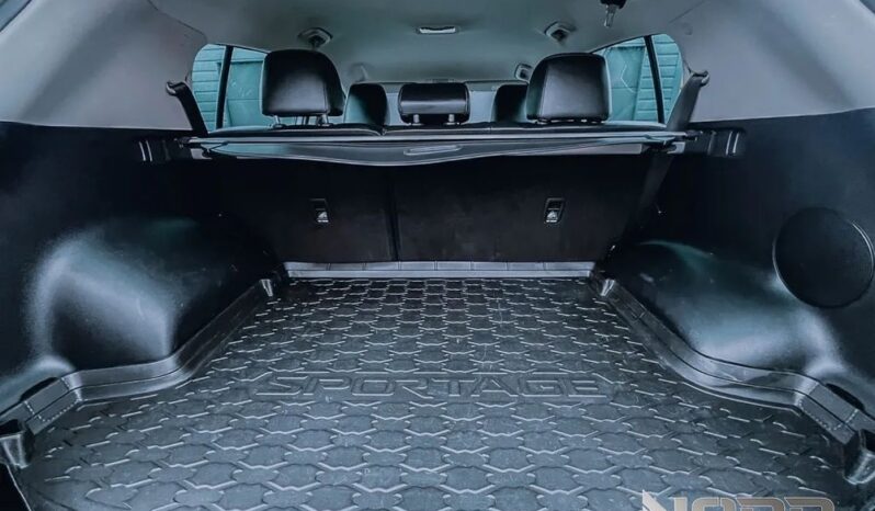 KIA Sportage  | FWD (przód) | Manualna | 115 KM | Srebrny full