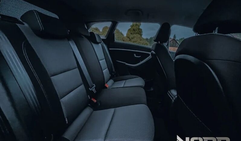 HYUNDAI I30  | FWD (przód) | Manualna | 110 KM | Brązowy full
