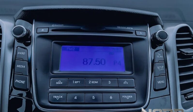 HYUNDAI I30  | FWD (przód) | Manualna | 110 KM | Brązowy full