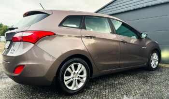 HYUNDAI I30  | FWD (przód) | Manualna | 110 KM | Brązowy full