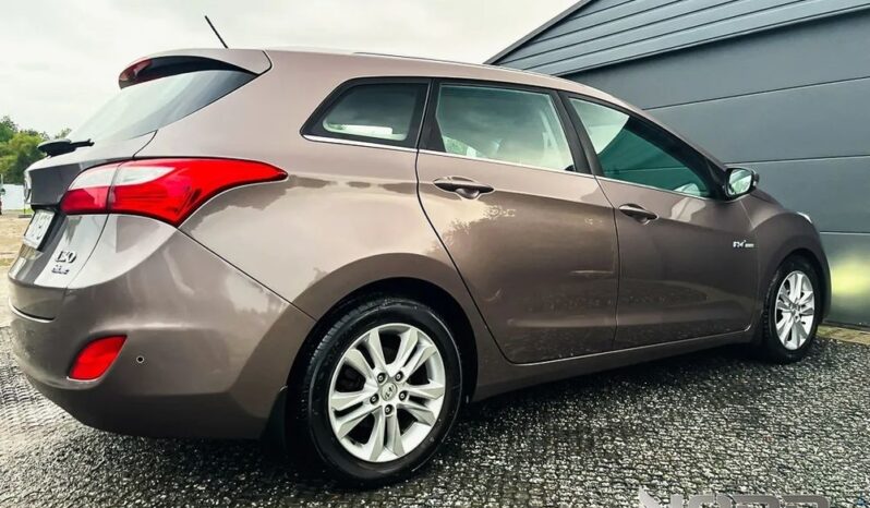 HYUNDAI I30  | FWD (przód) | Manualna | 110 KM | Brązowy full