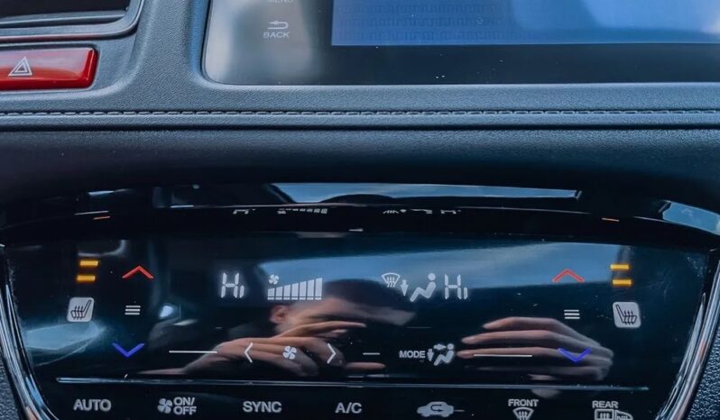 HONDA HR-V  | FWD (przód) | Automatyczna | 130 KM | Czarny full