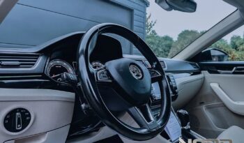 SKODA Superb  | 4×4 (stały) | Automatyczna | 280 KM | Czarny full