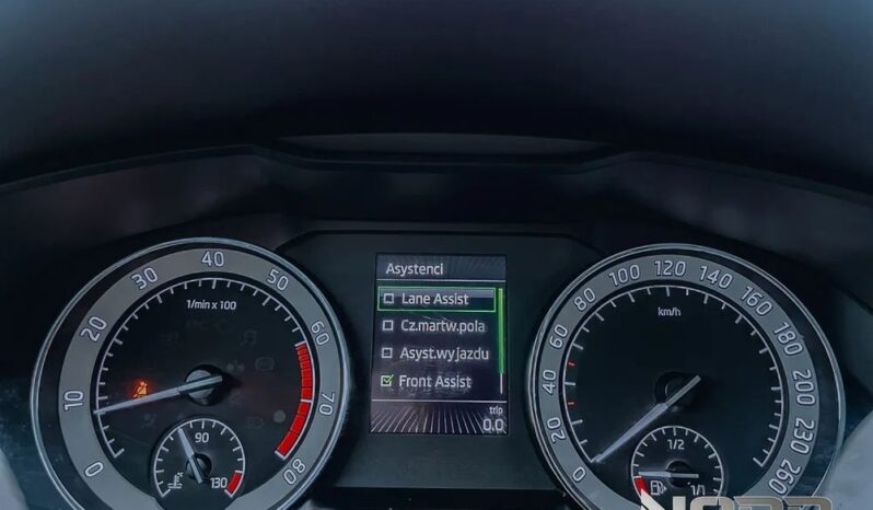 SKODA Superb  | 4×4 (stały) | Automatyczna | 280 KM | Czarny full