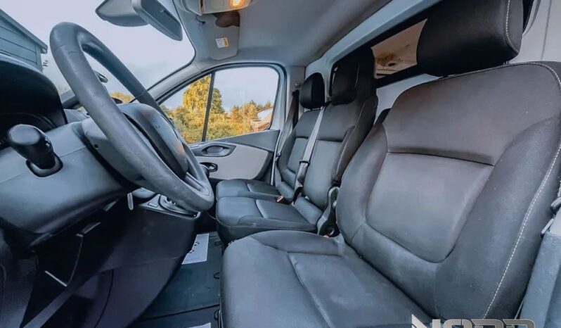RENAULT TRAFIC L1H1 | FWD (przód) | Manualna | 114 KM | Biały full