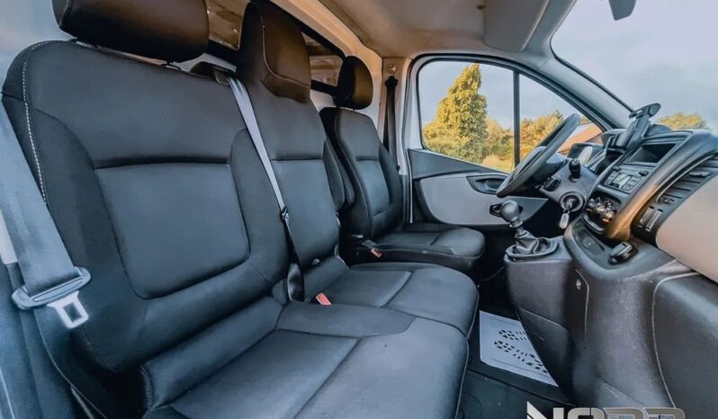 RENAULT TRAFIC L1H1 | FWD (przód) | Manualna | 114 KM | Biały full